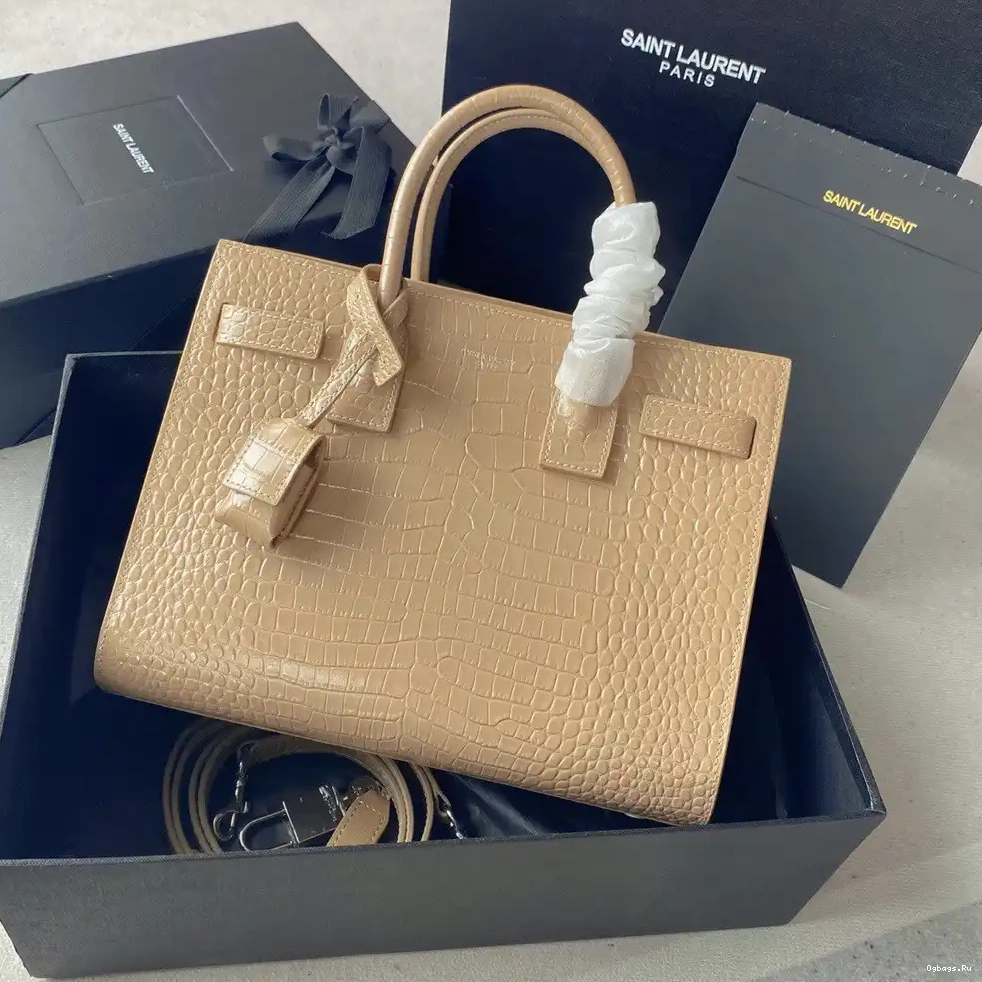 JOUR DE YSL SAC BABY 0508